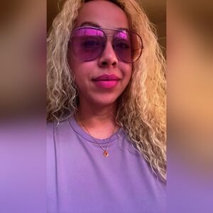 Meet your Posher, Alexandra